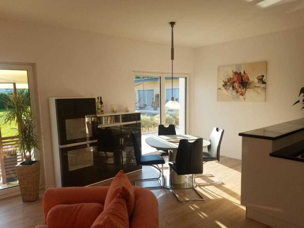Ferienhaus Zum Imker Velten Exterior foto